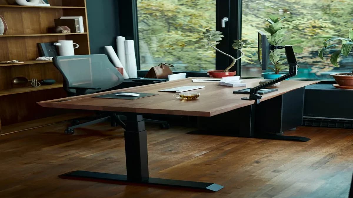 Cyber Monday Standing Desk Deals 2026: Worth Waiting For?