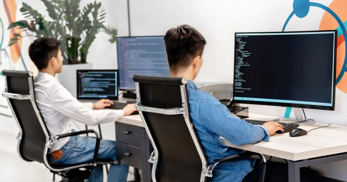 How Long Should You Stand at a Standing Desk? (2026 Research)