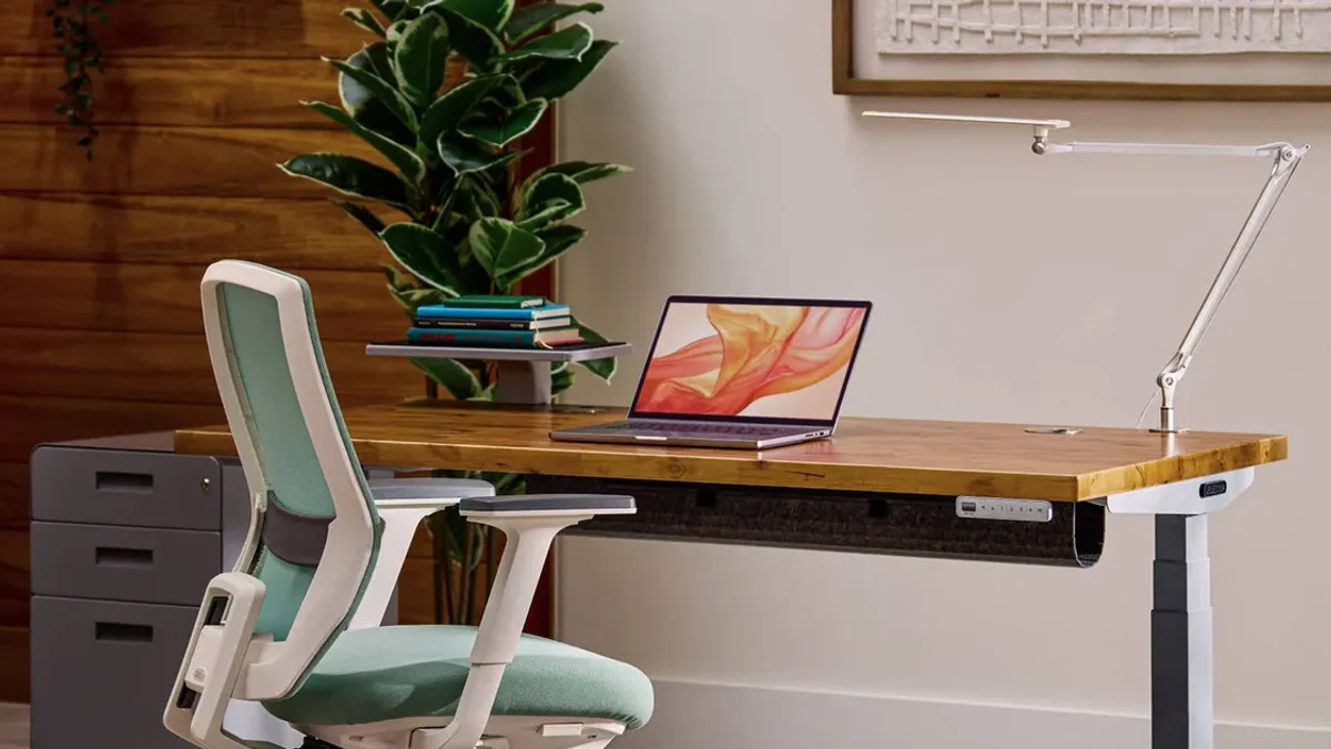UPLIFT V3 Standing Desk Review 2026: Is It Worth $599?