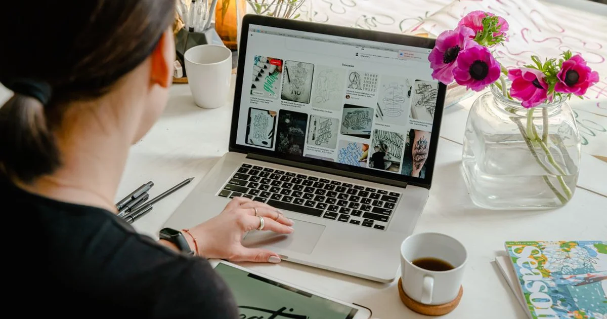 Best Black Friday Standing Desk Deals 2026