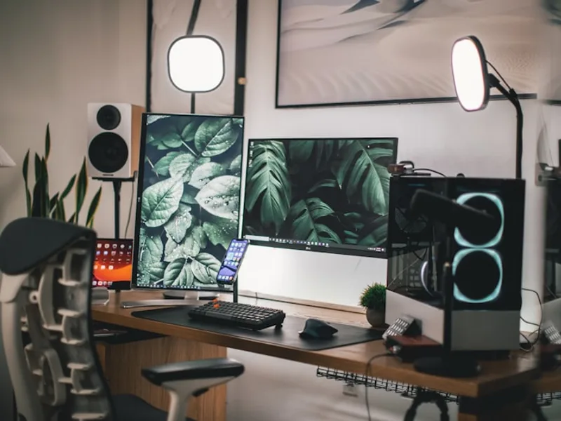 Topo anti-fatigue mat by Ergodriven under a standing desk, contoured surface